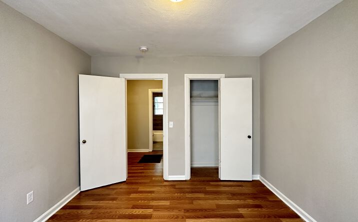 Pictures of Multifamily property located at 5731 Court M, Birmingham, AL 35228 for comps - image #1