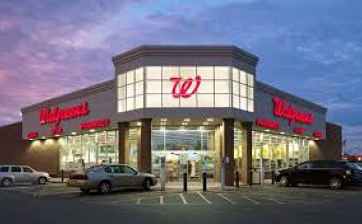 Pictures of Retail property located at 96 Dolson Ave, Middletown, NY 10940 for sales - image #1