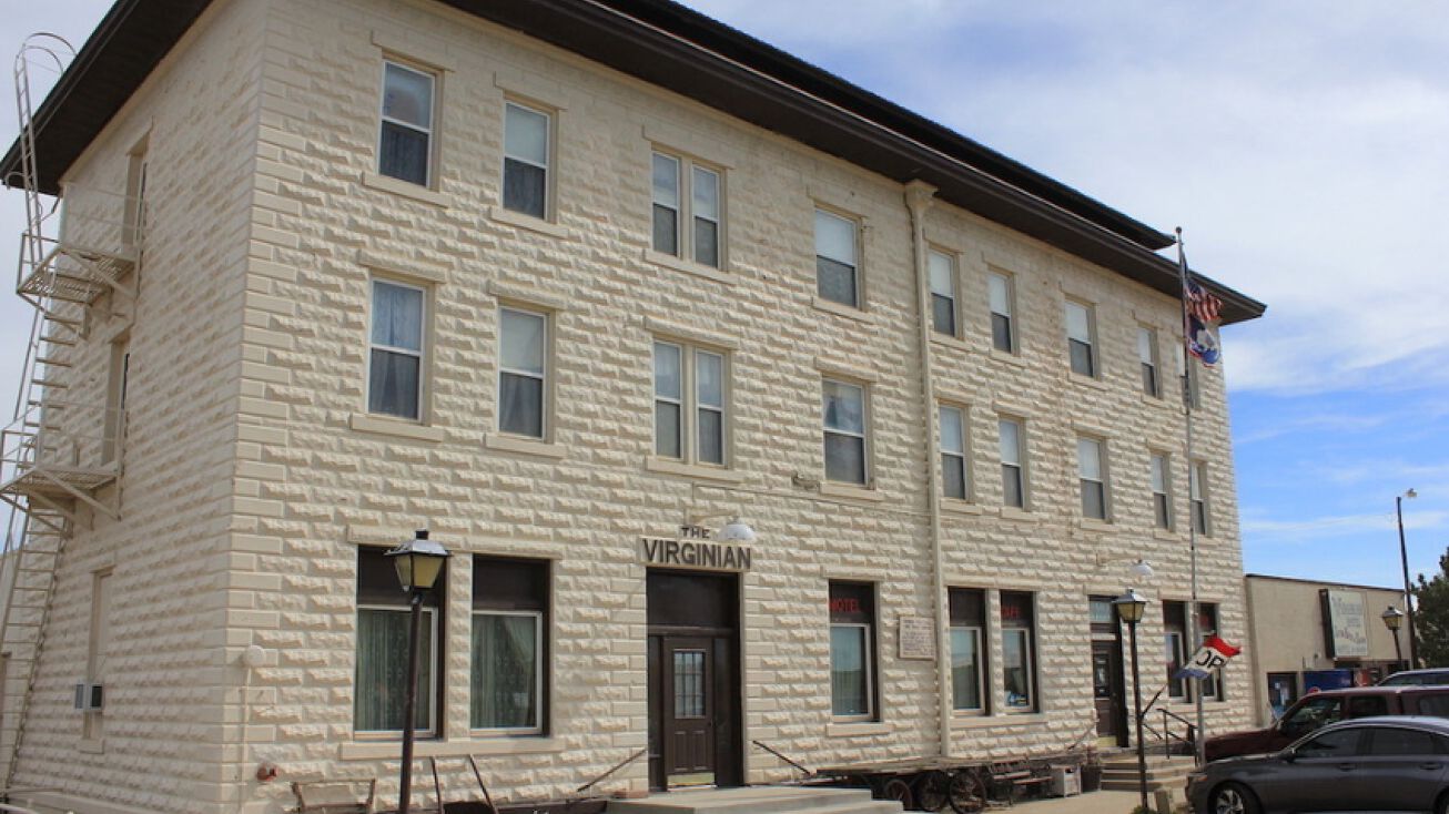 404 Lincoln Hwy, Medicine Bow, WY 82329