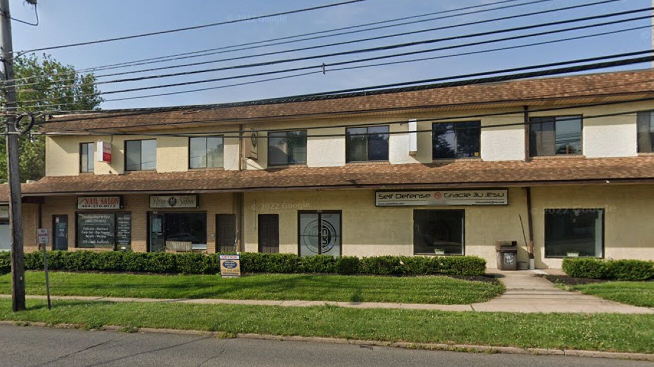 954 Montgomery Ave, Narberth, PA 19072