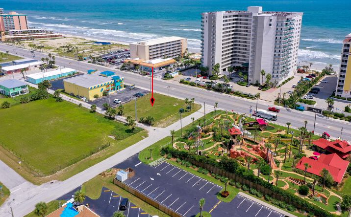 Pictures of Retail property located at 2060 S Atlantic Ave, Daytona Beach, FL 32118 for sales - image #1
