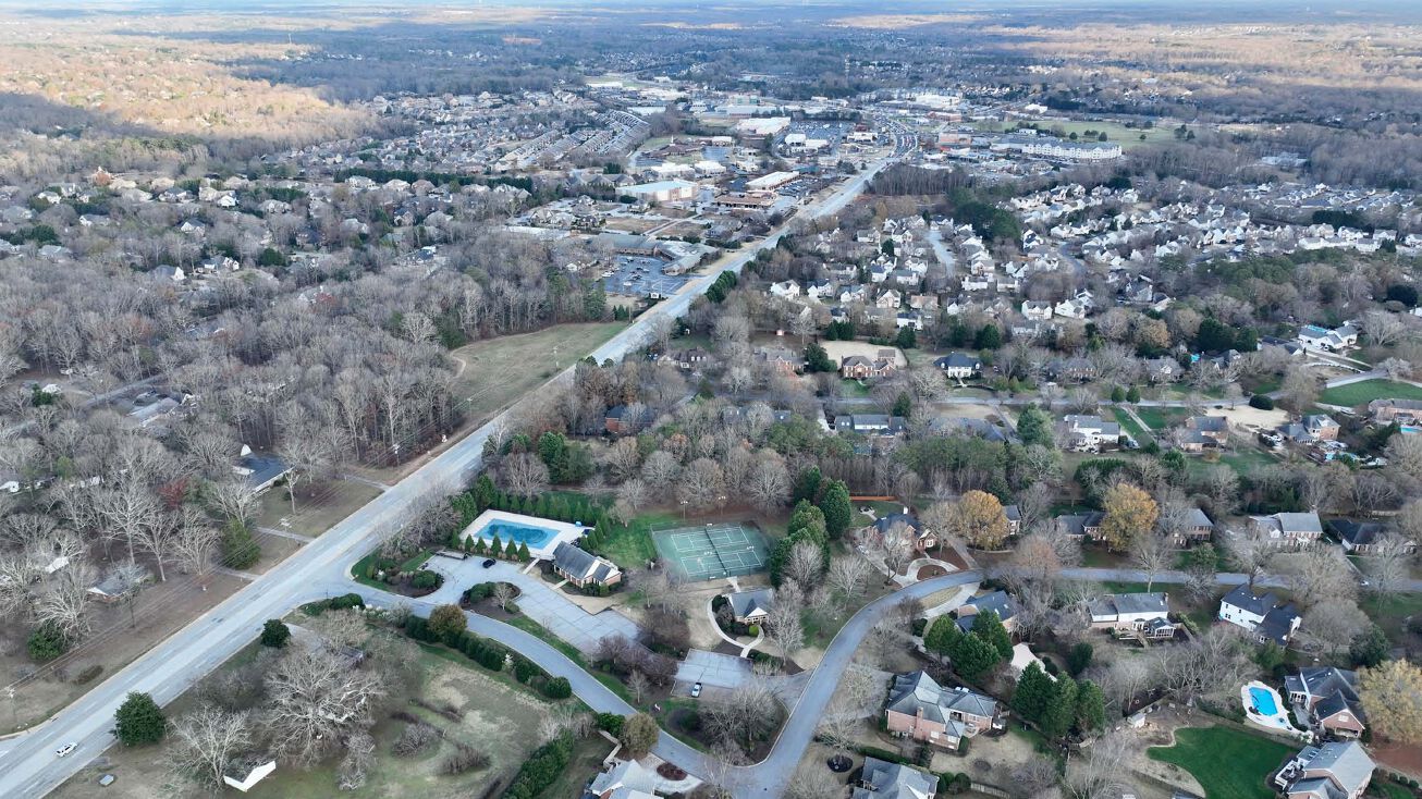 2507 Woodruff Rd, Simpsonville, SC 29681