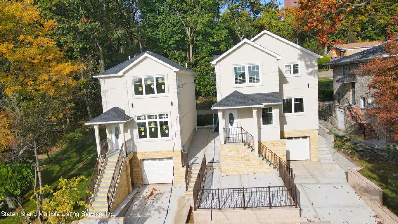 70 Cedar Terrace, Staten Island, NY 10304