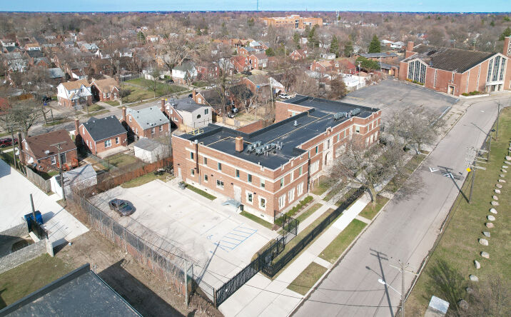 Pictures of Multifamily property located at 15255 Mayfield St, Detroit, MI 48205 for sales - image #1
