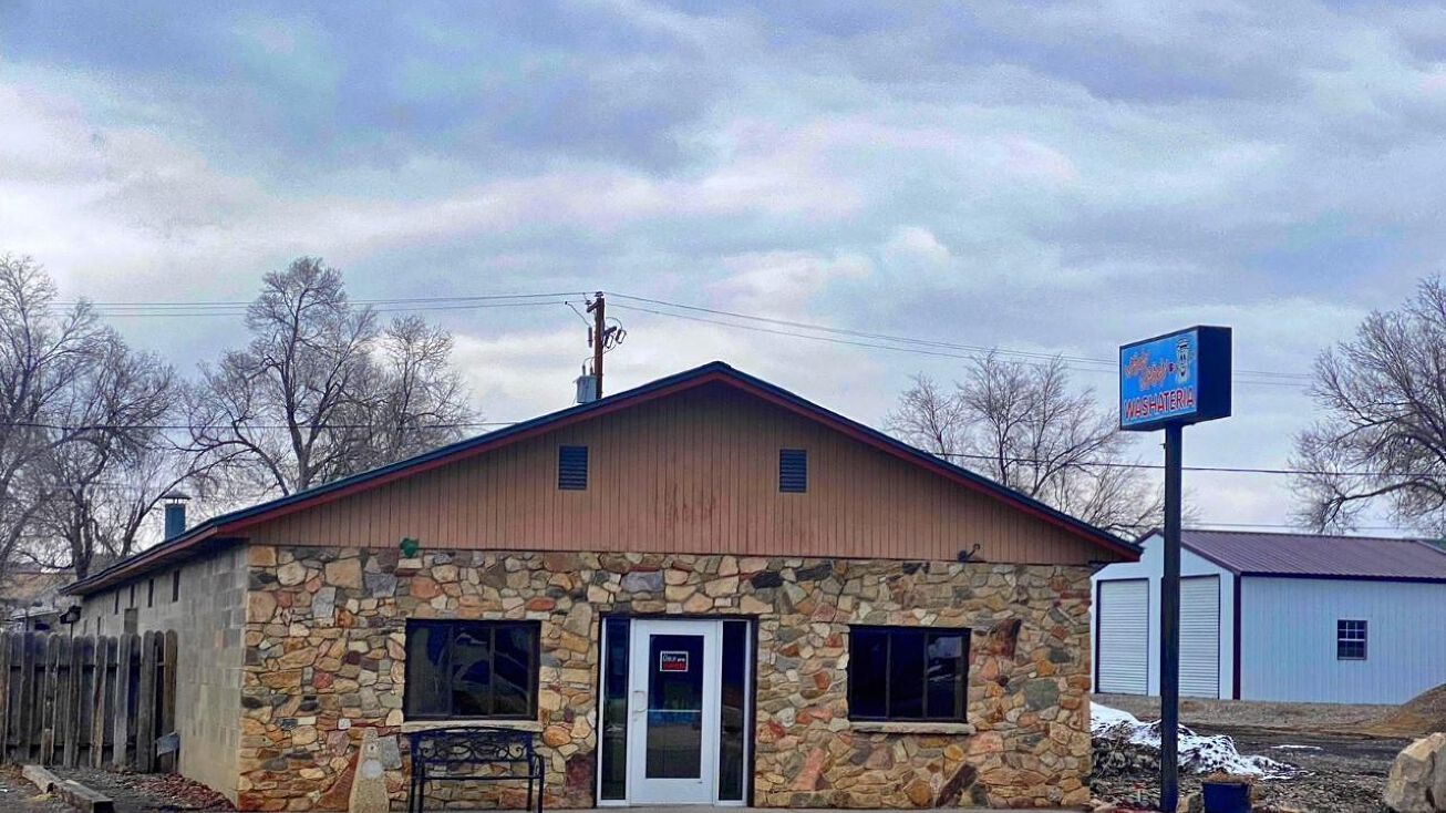 630 Shoshoni St, Thermopolis, WY 82443