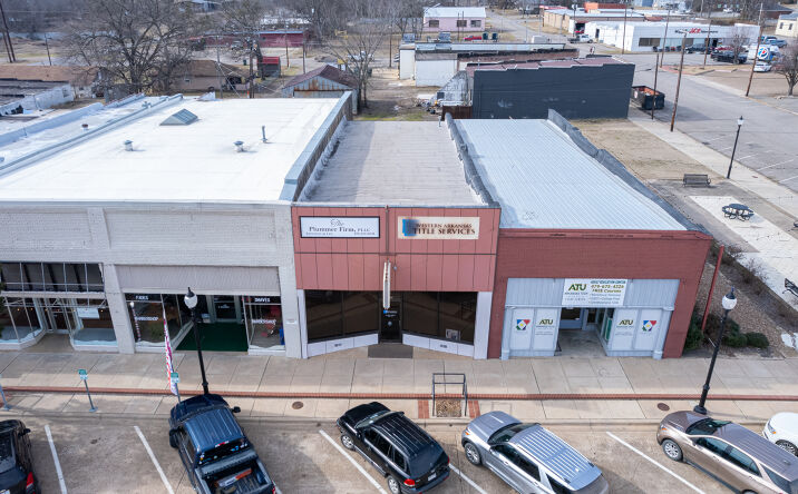 Pictures of Retail property located at 155 N Broadway Ave, Booneville, AR 72927 for sales - image #1