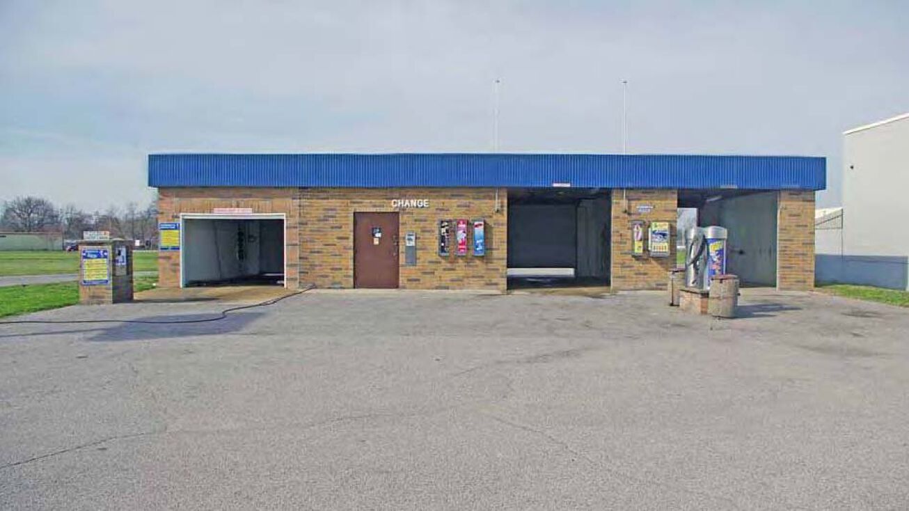 1302 Camp Jackson Rd, Cahokia, IL 62206