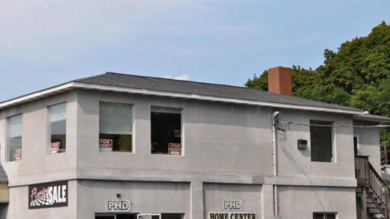 124 S Claude A Lord Blvd, Pottsville, PA 17901 Retail Property for