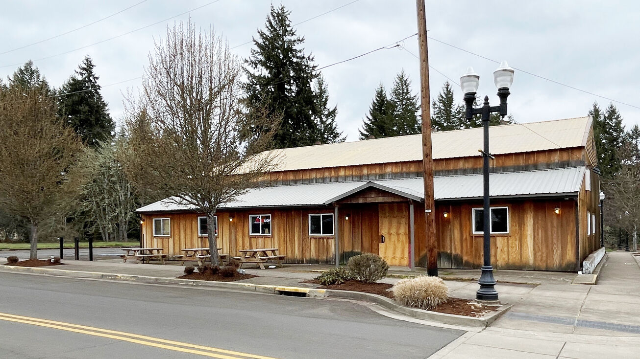 24967 W Broadway, OR 97487 Retail Property for Sale Turn