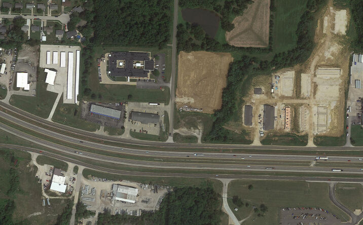 Pictures of Land property located at 28001 Waters Edge Dr, Warrenton, MO 63383 for sales - image #1