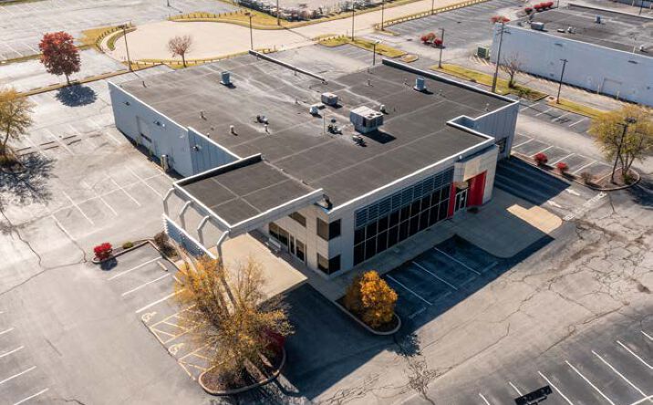 Pictures of Retail property located at 1690 New Car Dr, O'Fallon, IL 62269 for sales - image #1