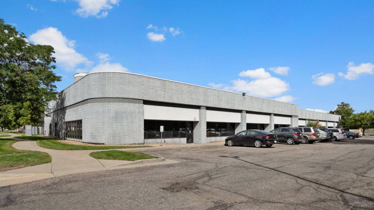 4955 Yarrow St, Arvada, CO 80002