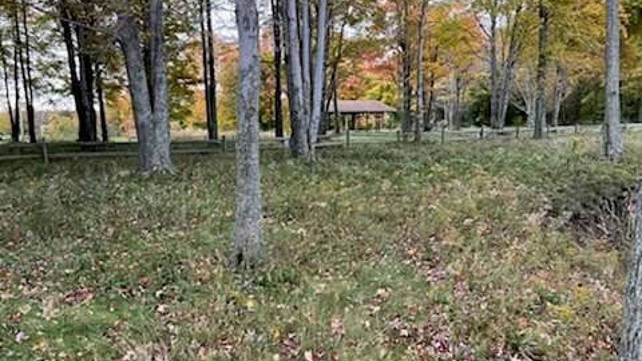 Lake Rd W, Ashtabula, OH 44004