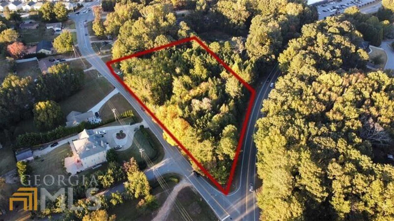 1939 Sunny Hill Rd, Lawrenceville, GA 30043