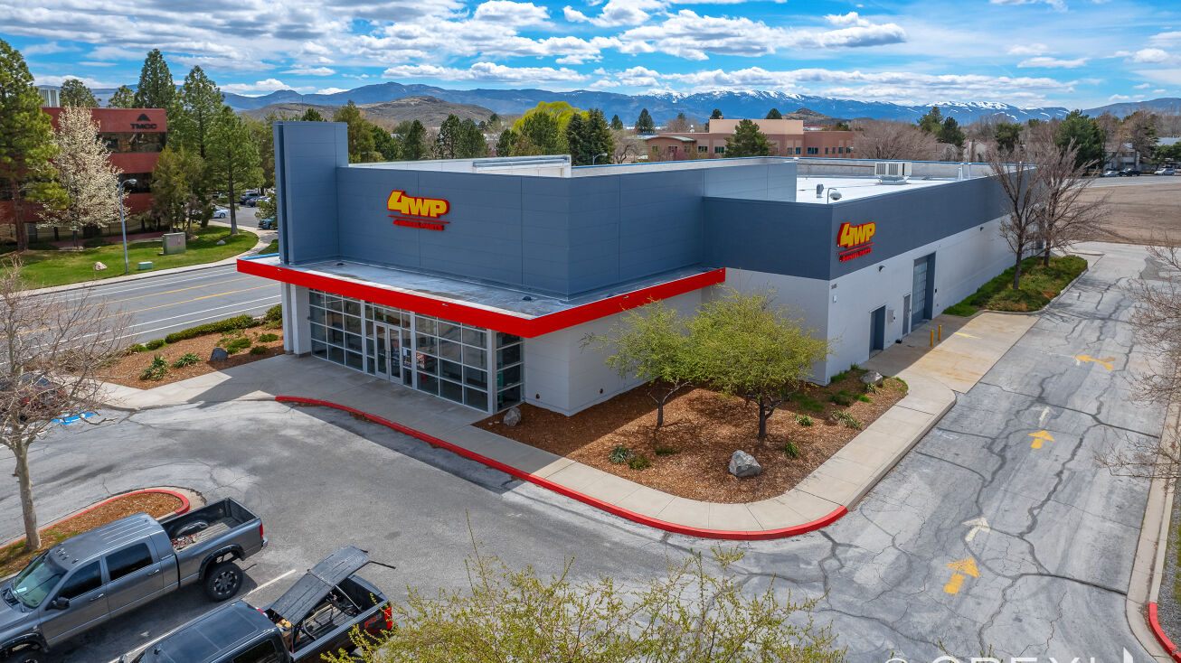 5405 Meadowood Mall Cir, Reno, NV 89502