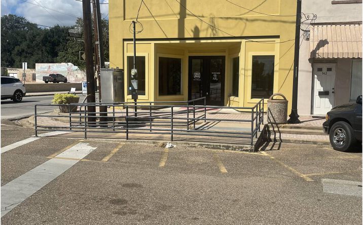 Pictures of Office property located at 148 S Houston St, Wharton, TX 77488 for sales - image #1