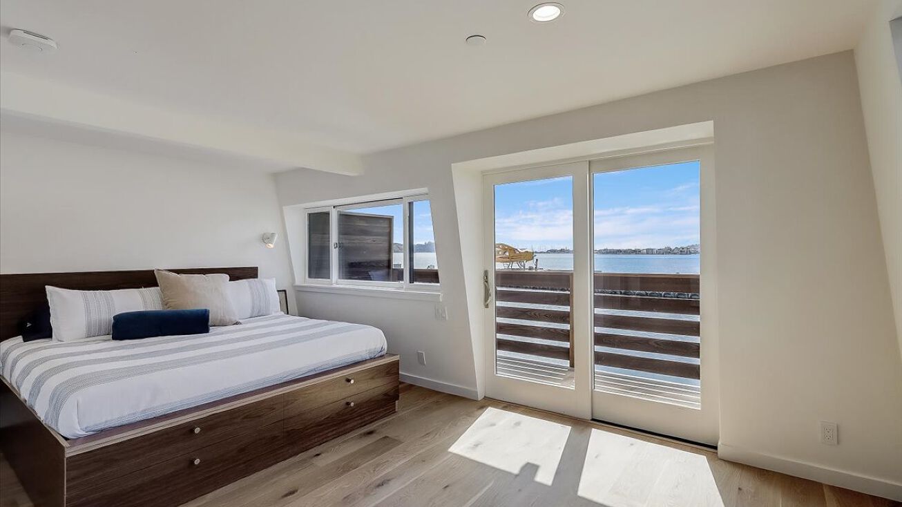 11 Commodore Marina, Unit A, Mill Valley, CA 94941 Multifamily