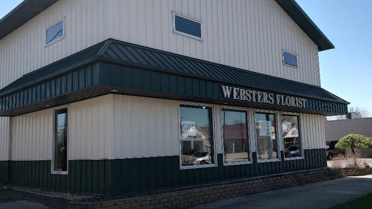 Pictures of Retail property located at 291 W Main St, Peru, IN 46970 for sales - image #1