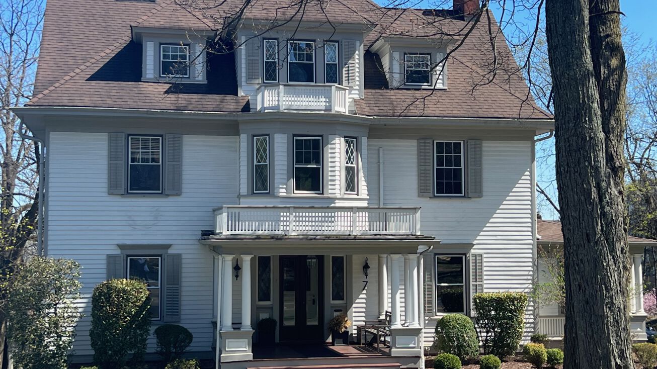 7 N. Mountain Ave, Montclair, NJ 07042