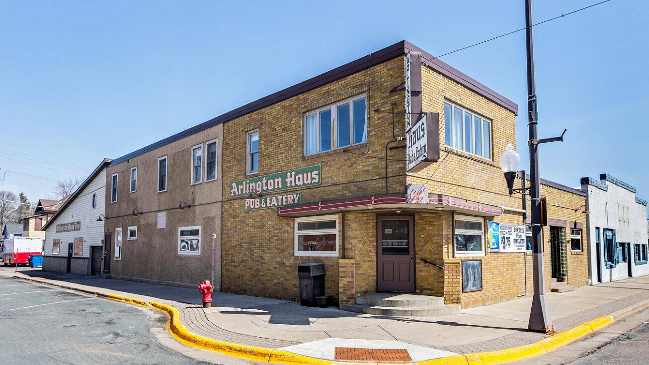 147 W Main St, Arlington, MN 55307