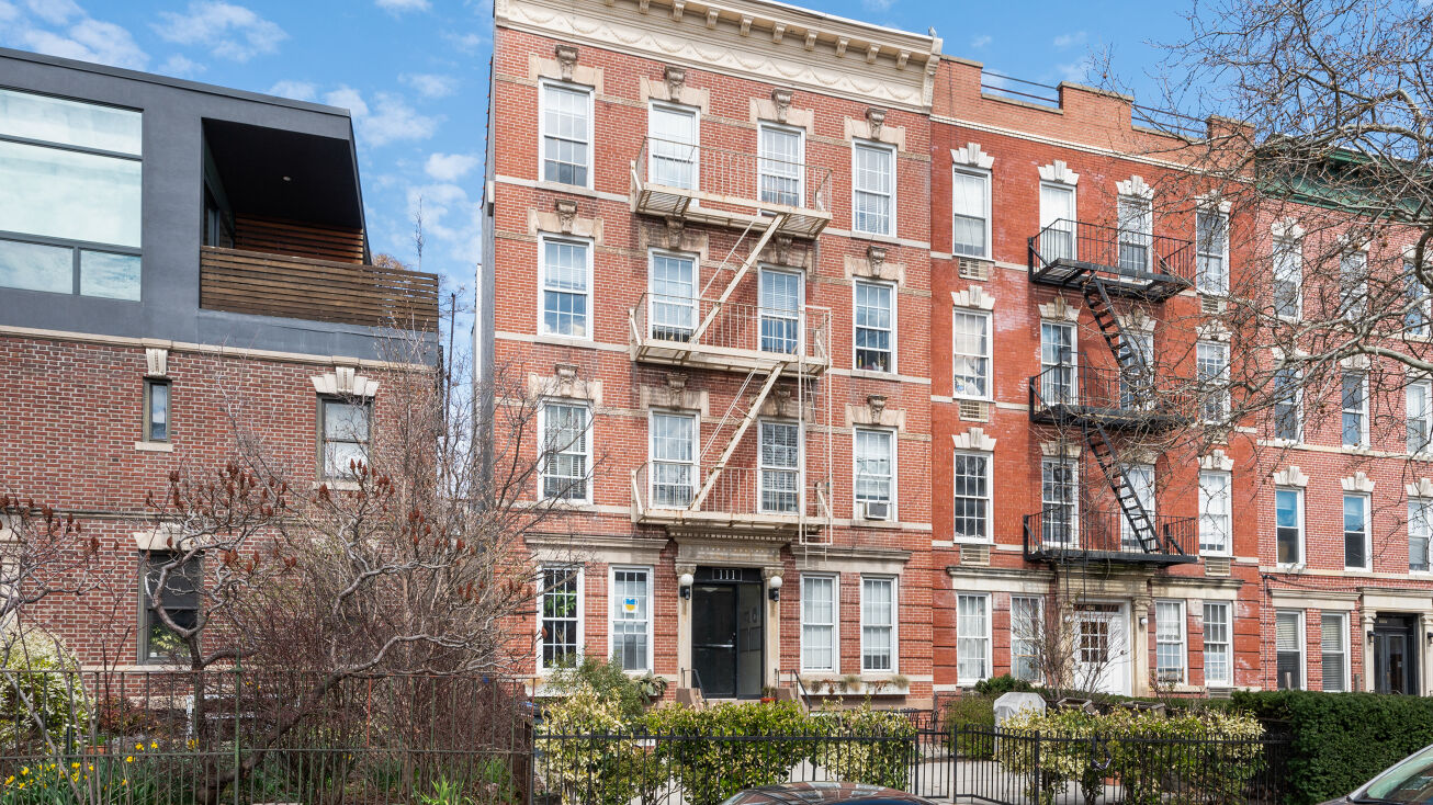 111 4th Pl, Brooklyn, NY 11231