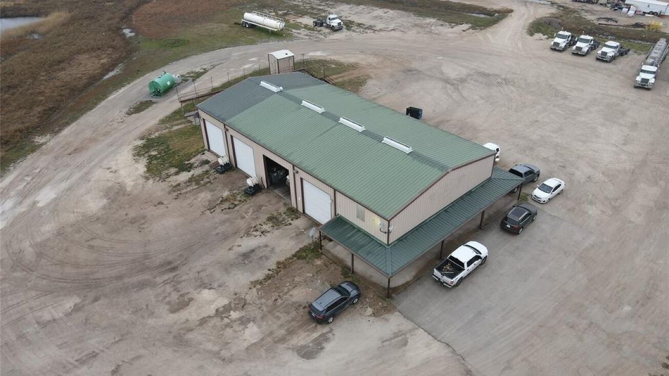 13717 N Highway 171, Cresson, TX 76035