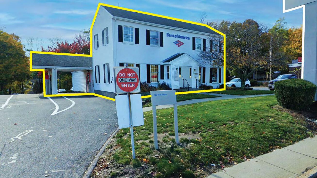 Pictures of Retail property located at 223 East Main Street, Marlborough, MA 01752 for sales - image #1