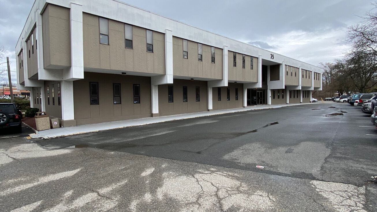 35 W Main St, Denville, NJ 07834