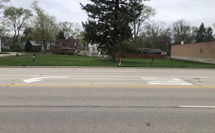 Pictures of Land property located at 1002 Ogden Ave, Lisle, IL 60532 for sales - image #1