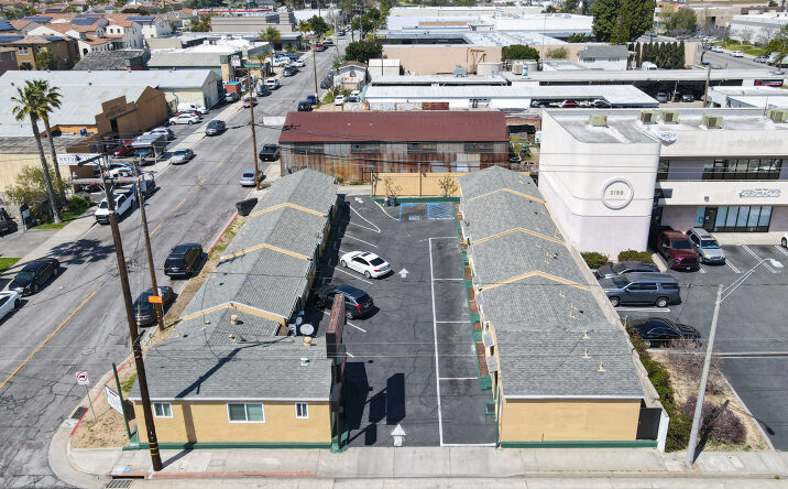 Pictures of Hospitality property located at 3101 E Pacific Coast Hwy, SIGNAL HILL, CA 90755 for sales - image #1