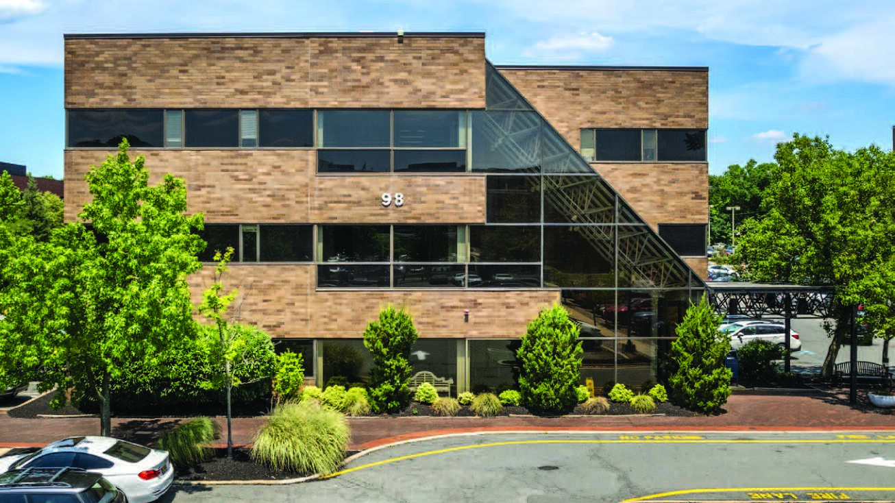 98 James St, Edison, NJ 08820