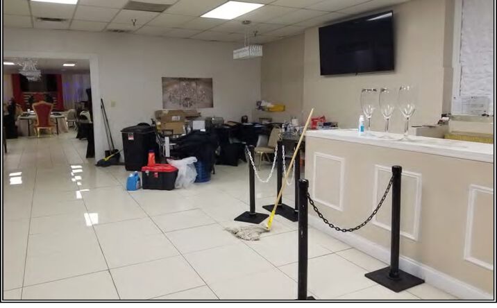 Pictures of Retail property located at unit 178, 2921 S Orlando Dr, Sanford, FL 32773 for sales - image #1