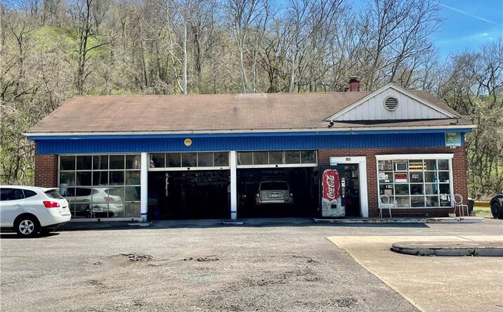 Pictures of Mixed Use property located at 300 Pennsylvania Ave, Weirton, WV 26062 for sales - image #1