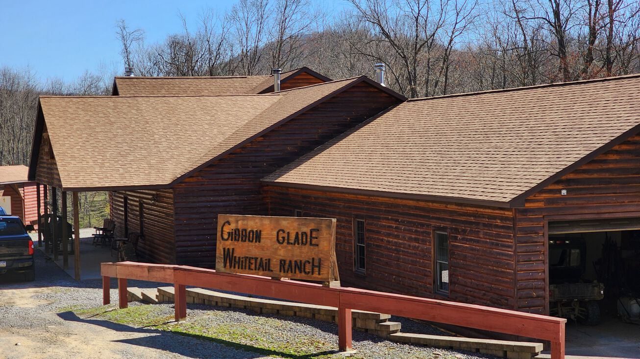 54 Mockler Rd, Farmington, PA 15437