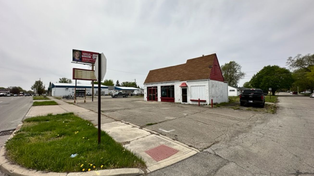 2245 Broadway St, Anderson, IN 46012 | Crexi.com