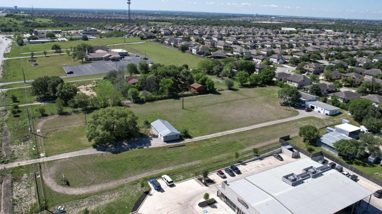 5648 FM1103, Schertz, TX 78108