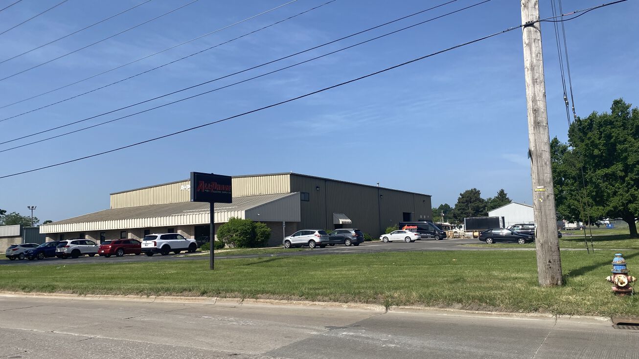 3202 Elwood Ave, South Bend, IN 46628 Industrial Property for Sale