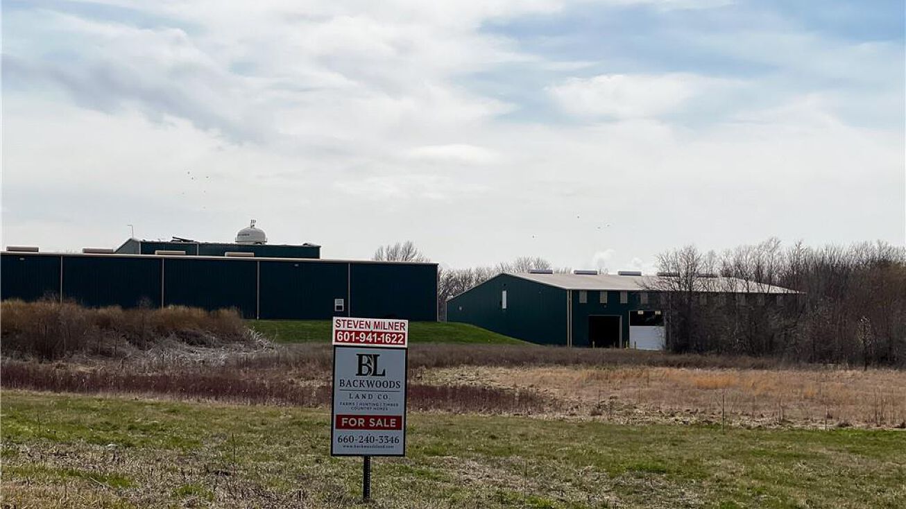 58 Highway, Centerview, MO 64019