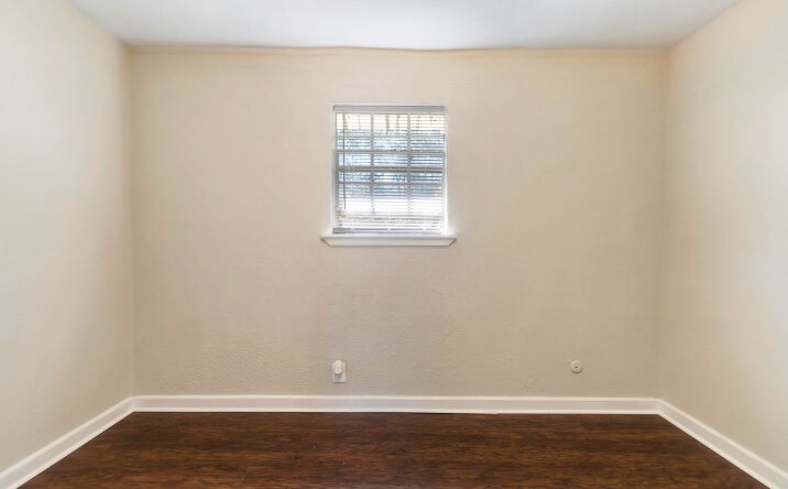 image of property at 1614 VAUTHIER ST La Marque TX 77568-4743 APN: 7515-0000-0002-002