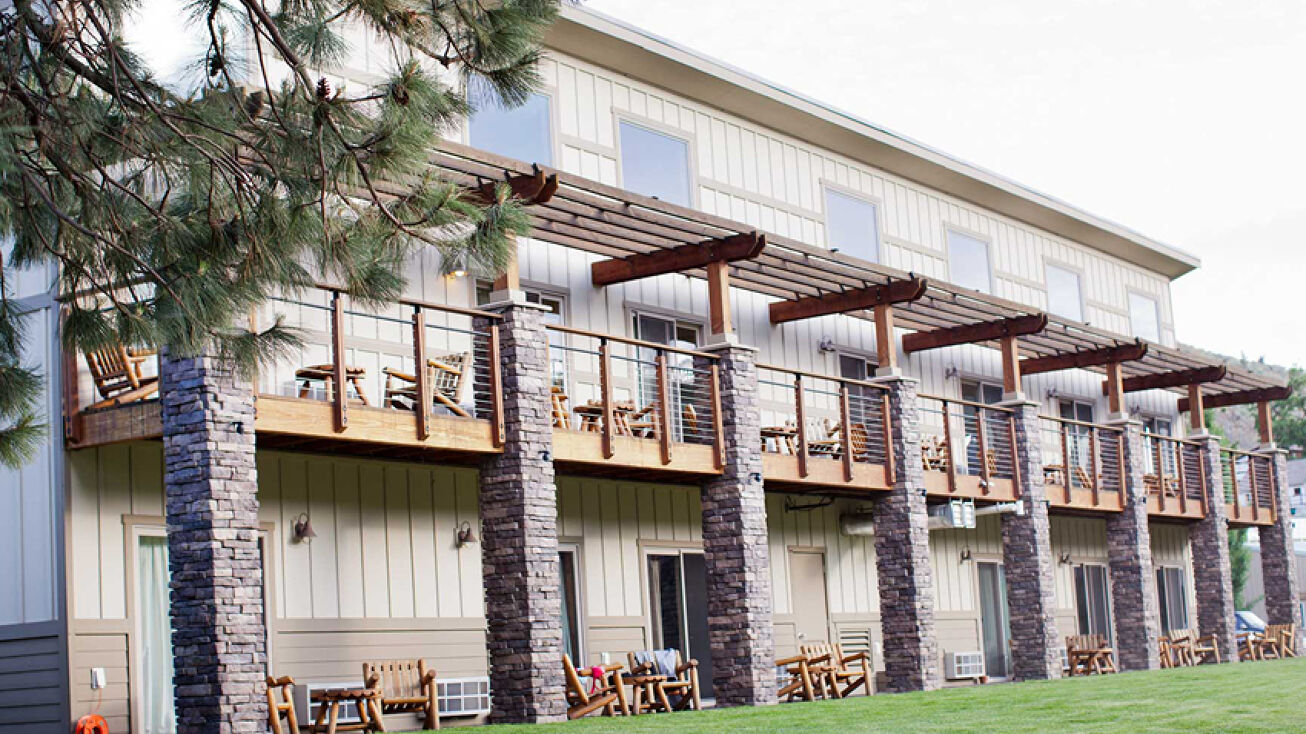 304 Bakeoven Rd, Maupin, OR 97037