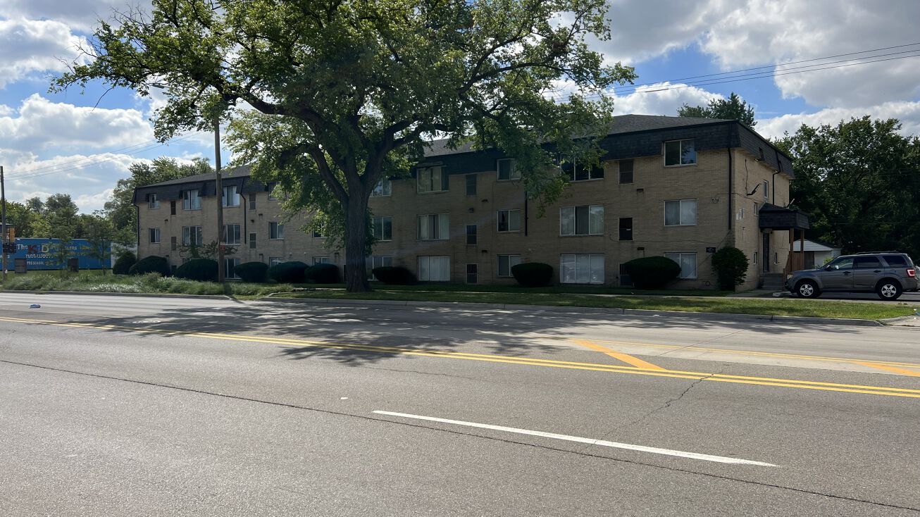 18401 Joy Rd, Detroit, MI 48228