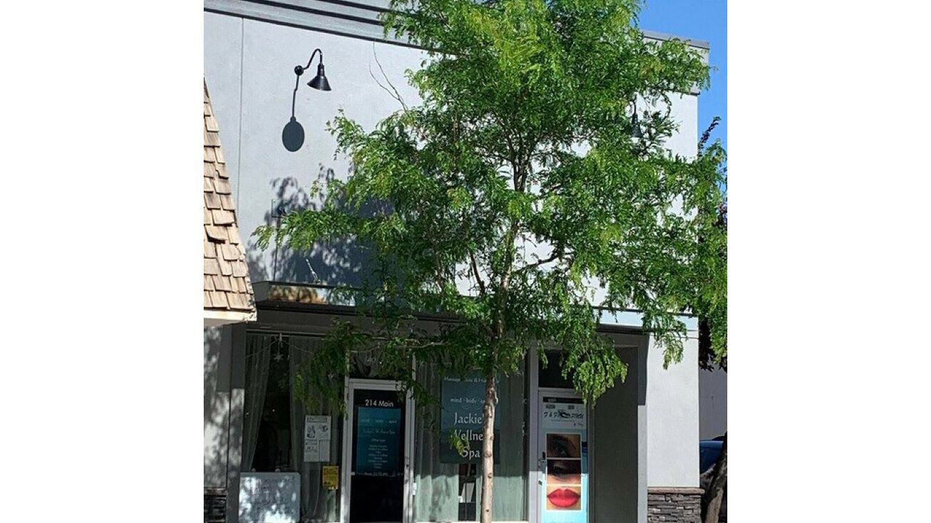 214 Main Street, Williston, ND 58801