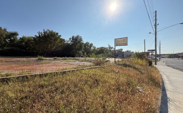 Pictures of Land property located at 1624 W Kearney St, Springfield, MO 65803 for sales - image #1