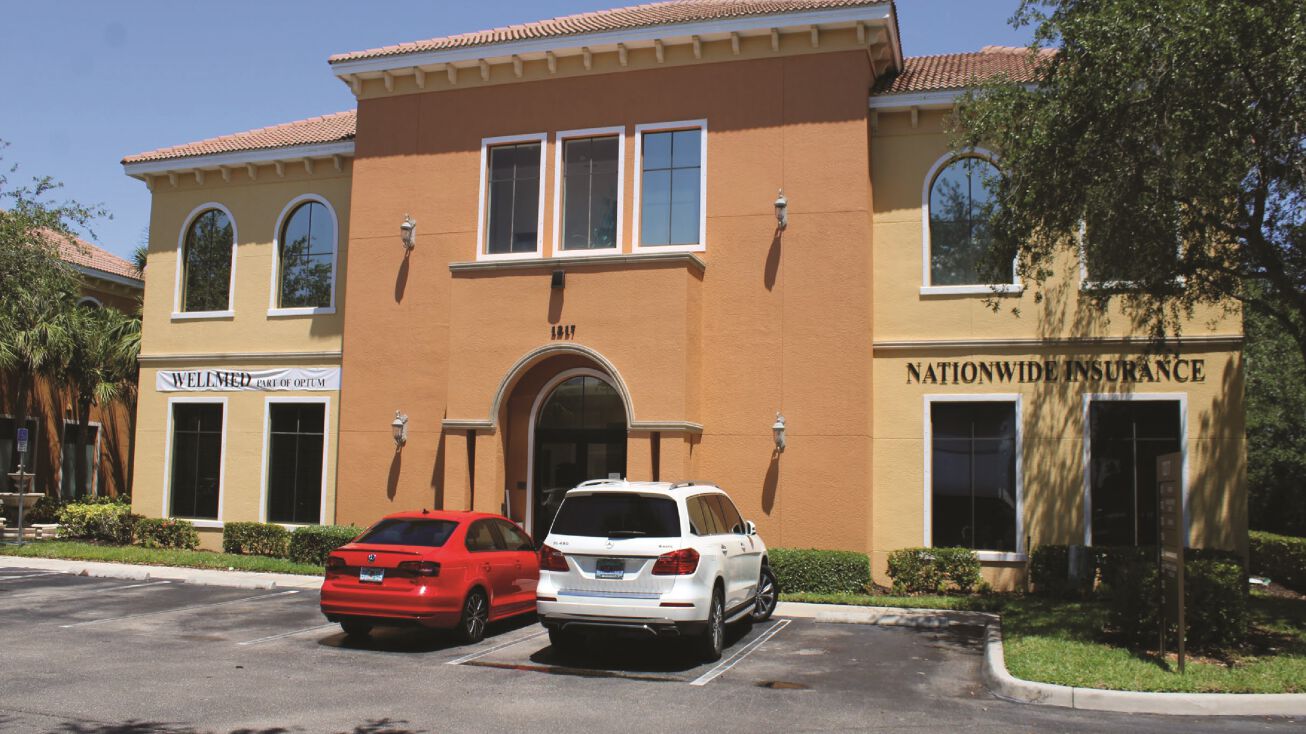 1217 Piper Blvd, Naples, FL 34110