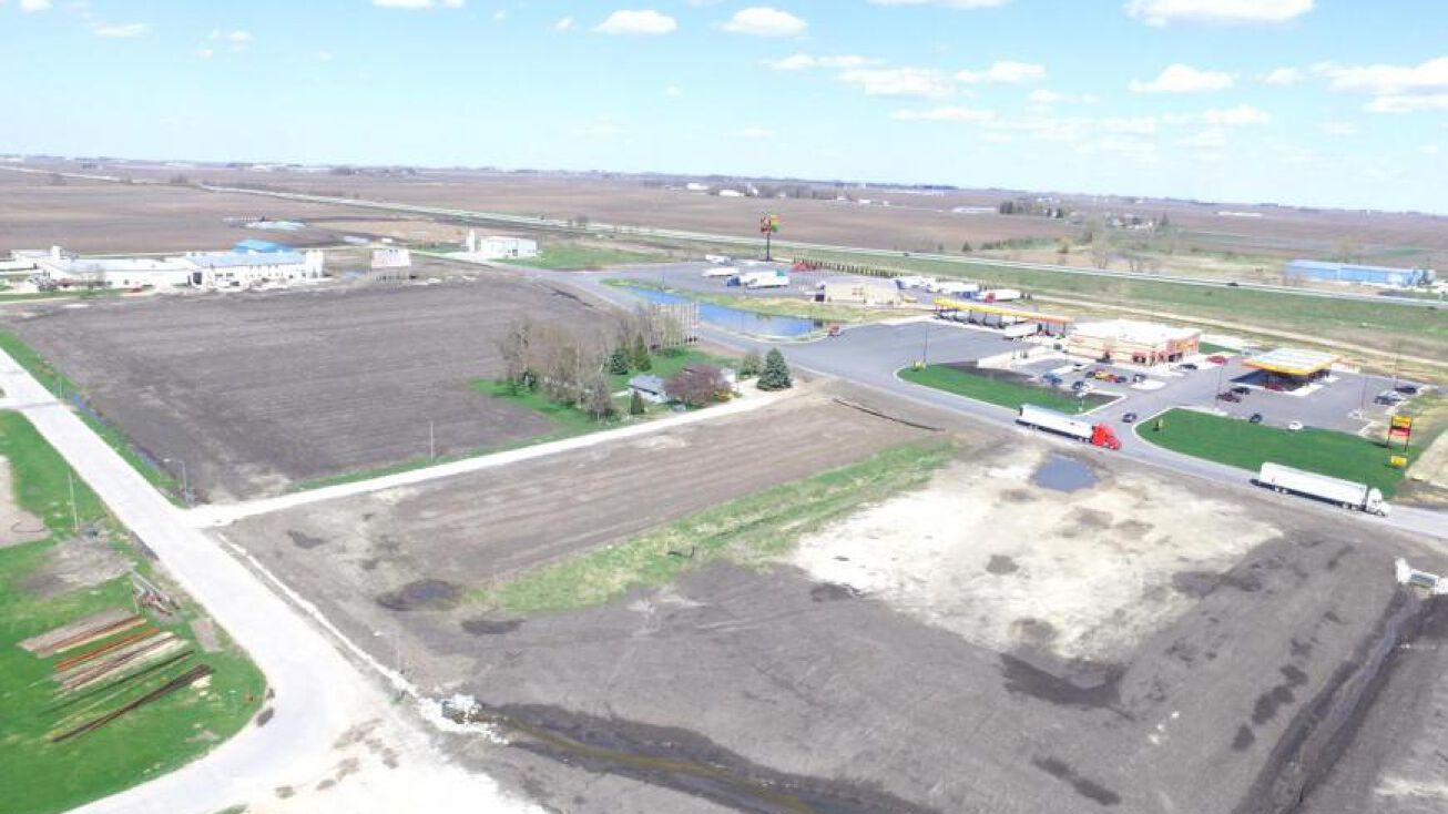 Detroit St, Ellsworth, IA 50075