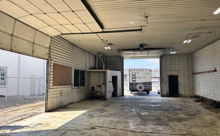Pictures of Industrial property located at 2523 N 85th St, Omaha, NE 68134 for comps - image #1