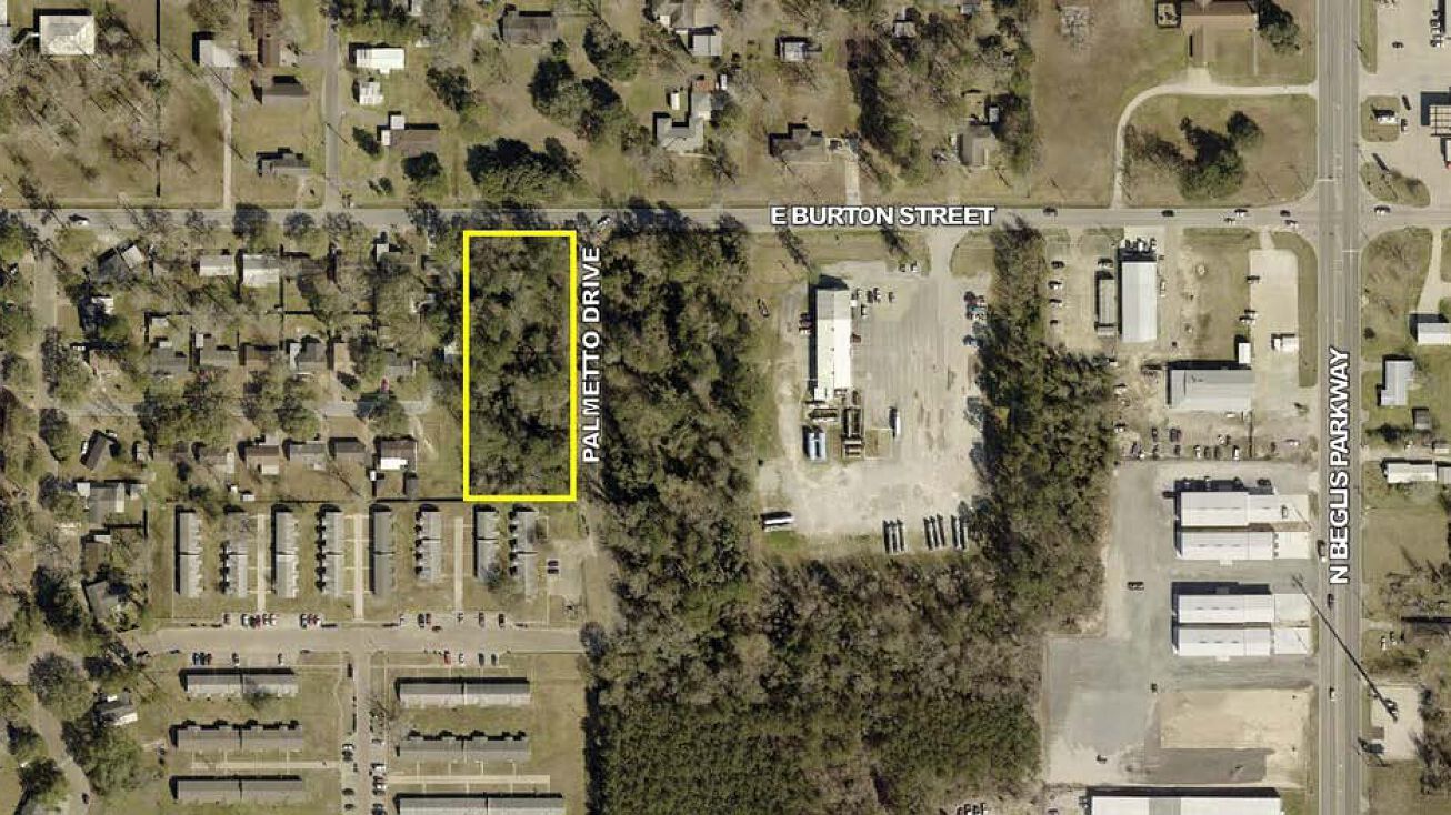 East Burton Street, Sulphur, LA 70663