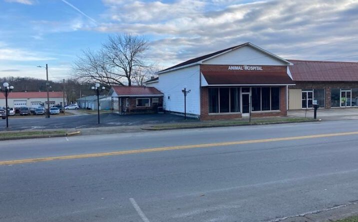 Pictures of Retail, Land property located at 121 South Main Street, Burkesville, KY 42717 for sales - image #1