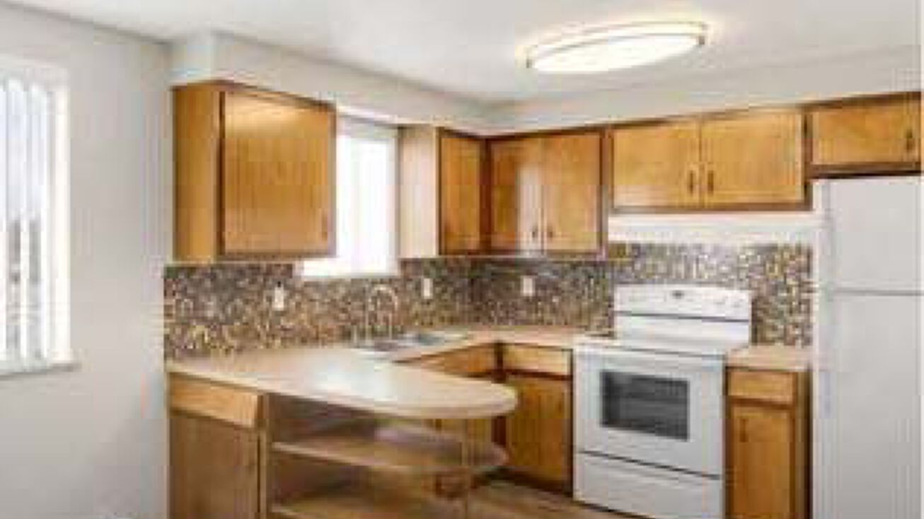 8220-w-16th-pl-lakewood-co-80214-crexi