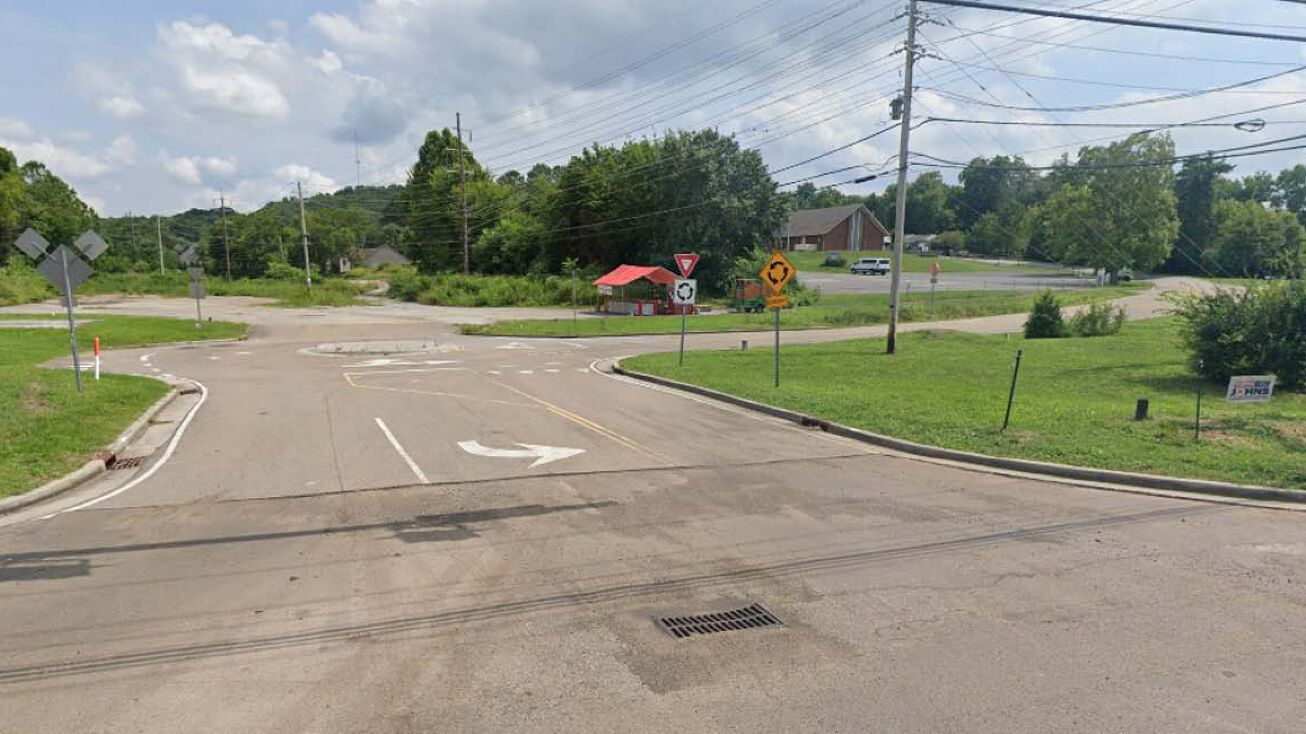 10670 Kingston Pike, Knoxville, TN 37922